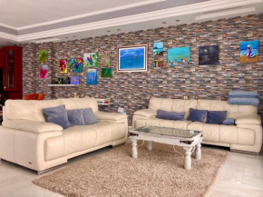 Art Deco Maisonette